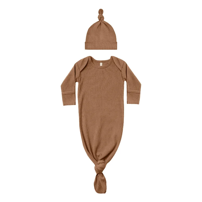 - Winter dog thick down jacketQuincy Mae Cinnamon Knotted Baby Gown + Hat